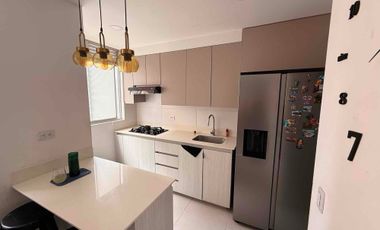 Apartamento en sabaneta, zona plana