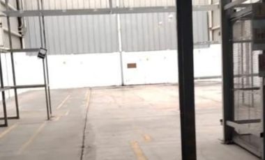 Tlalnepantla Nave Industrial-Almacenamiento muy Céntrica 1,300 m2 Alta