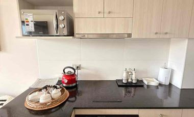 Arriendo hermoso departamento amoblado Camino internacional 2030 con estacionamiento y wifi