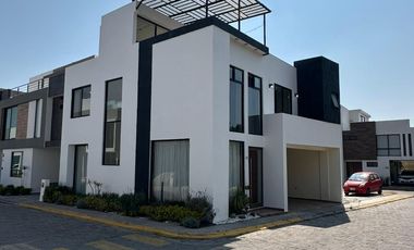 🏠 Moderna Casa con Roof Garden | Atrás de Plaza San Diego | Fracc. El Suspiro