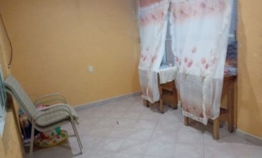 VENTA DE CASA EN CHALCO CENTRO, EN FRENTE DE RESTAURANT LOS COCHINITOS