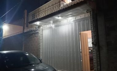 VENTA DE CASA EN CHALCO CENTRO, EN FRENTE DE RESTAURANT LOS COCHINITOS
