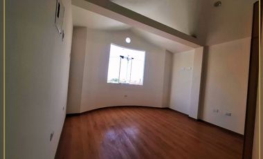✨ ¡Casa moderna en venta en Los Nogales!