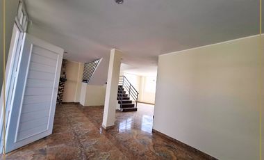 ✨ ¡Casa moderna en venta en Los Nogales!