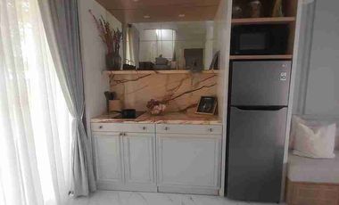 Rumah Modern American Classic Siap huni di Bekasi Free DP