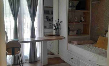 Rumah Modern American Classic Siap huni di Bekasi Free DP