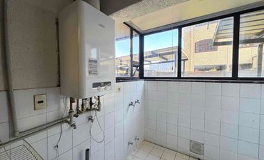 Amplio departamento en primer piso con vista a áreas verdes – Edificio Plaza Torremolinos