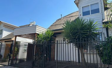 SE ARRIENDA  COMODA CASA  DE 4D Y 2B EN PARQUE BICENTENARIO, TALCA