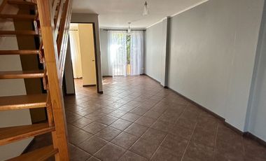 SE ARRIENDA  COMODA CASA  DE 4D Y 2B EN PARQUE BICENTENARIO, TALCA