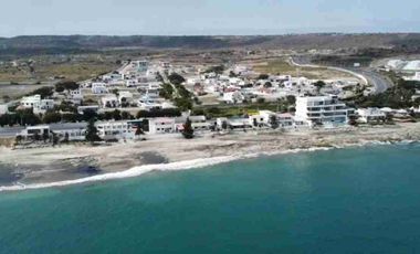 VENTA DE TERRENO ESQUINERO EN URBANIZACIÓN LA HERRADURA DEL MAR – BALLENITA.