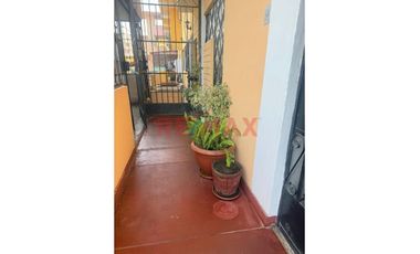 Vendo De Departamento Duplex En Urb. Manzanilla -Cercado De Lima