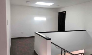 🏡 Casa Comercial en Venta o Renta – Excelente Ubicación en Ibarra