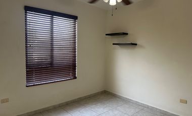 CASA EN RENTA, COL. ANÁHUAC LA PERGOLA, ESCOBEDO