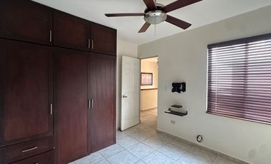 CASA EN RENTA, COL. ANÁHUAC LA PERGOLA, ESCOBEDO