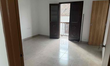 Alquilo casa comercial en el barrio la Pamba