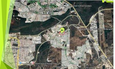 RENTA LOCAL COMERCIAL EN PLAZA TOLEDO. ZAKIA QUERETARO.22K