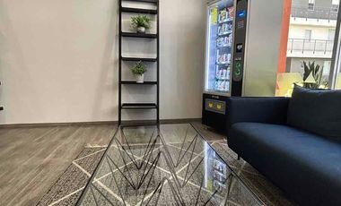 Rento Hermoso Departamento  55 en planta baja Torre C con 8m de balcón. Residencial Enksa.