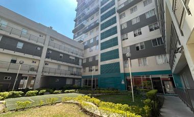 Rento Hermoso Departamento  55 en planta baja Torre C con 8m de balcón. Residencial Enksa.