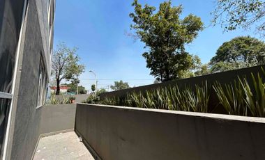 Rento Hermoso Departamento  55 en planta baja Torre C con 8m de balcón. Residencial Enksa.