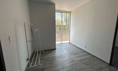 Rento Hermoso Departamento  55 en planta baja Torre C con 8m de balcón. Residencial Enksa.