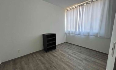 Rento Hermoso Departamento  55 en planta baja Torre C con 8m de balcón. Residencial Enksa.