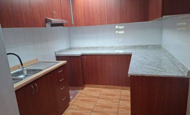 Vendo Casa en Limache, 3D 1B en Palmira Romano Sur, frente al Strip Center.
