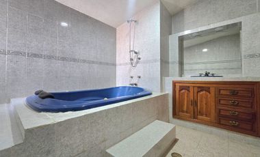 CASA EN VENTA EN RESIDENCIAL SAN FELIPE CUATRO RECÁMARAS.