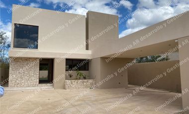 Casa Residencial 2 Niveles Privada Provincia Residencial Norte de Merida, Yucatan.
