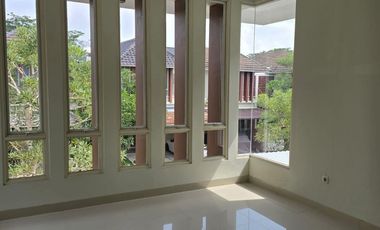 Rumah Cluster mewah 2lt lokasi Jl. Soekarno Hatta Pekanbaru