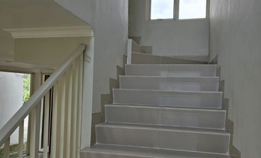 Rumah Cluster mewah 2lt lokasi Jl. Soekarno Hatta Pekanbaru