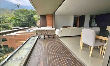 Apartamento en la cola del zorro en el poblado