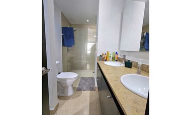 Apartamento en la cola del zorro en el poblado