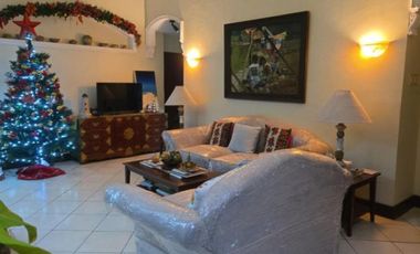 Serene Hillside Residence with Garden Views at Maria Luisa