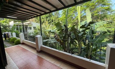 Serene Hillside Residence with Garden Views at Maria Luisa