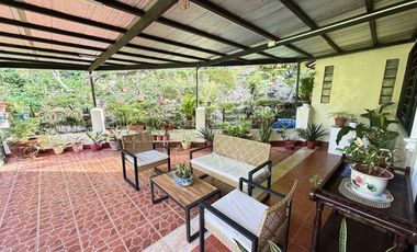 Serene Hillside Residence with Garden Views at Maria Luisa