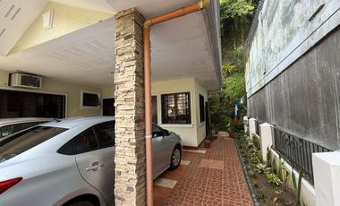 Serene Hillside Residence with Garden Views at Maria Luisa