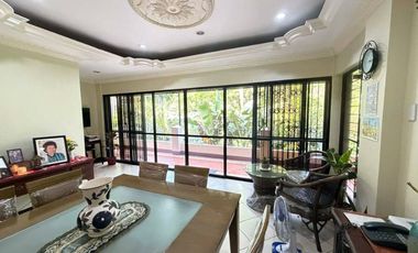 Serene Hillside Residence with Garden Views at Maria Luisa