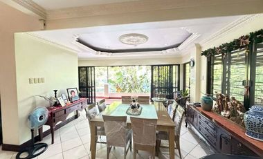 Serene Hillside Residence with Garden Views at Maria Luisa