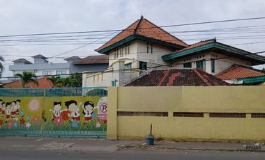 Tanah Plus Bangunan 2 Lantai Dijual, di Sidakarya Denpasar Area