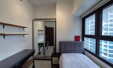 RFO Furnished 70 sqm 2BR Loft Unit FOR LEASE / RENT at The Fort Residences BGC Taguig