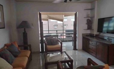 En venta departamento con garaje a una cuadra del malecón Salinas Ecuador