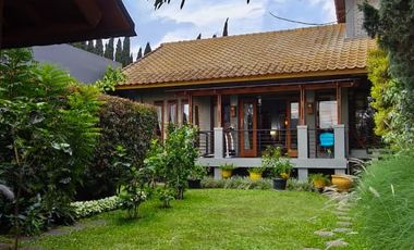 RUMAH ASRI LUAS NYAMAN TERAWAT SIAP HUNI DI SARIWANGI ASRI BANDUNG