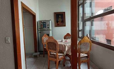 PLAZA ARGENTINA VENDO CASA GRANDE TUNELES GUAYASAMÍN