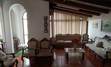 PLAZA ARGENTINA VENDO CASA GRANDE TUNELES GUAYASAMÍN