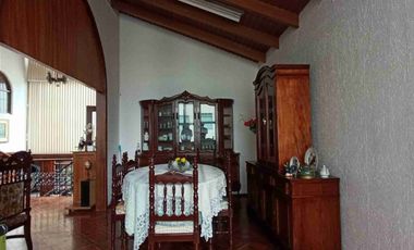 PLAZA ARGENTINA VENDO CASA GRANDE TUNELES GUAYASAMÍN