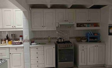 PLAZA ARGENTINA VENDO CASA GRANDE TUNELES GUAYASAMÍN