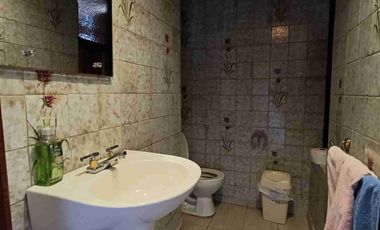 PLAZA ARGENTINA VENDO CASA GRANDE TUNELES GUAYASAMÍN