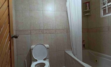 PLAZA ARGENTINA VENDO CASA GRANDE TUNELES GUAYASAMÍN