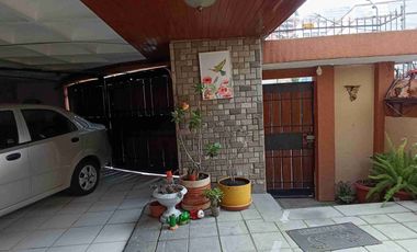 PLAZA ARGENTINA VENDO CASA GRANDE TUNELES GUAYASAMÍN