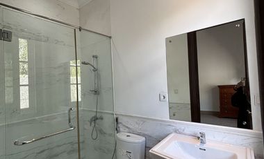 Disewakan Rumah Dalam Townhouse Bangka Jaksel | 2 Lantai | Lokasi Strategis Kemang